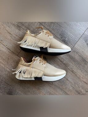 ShuShop Gold Fringe Casual Sneakers